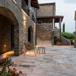 Bed and breakfast L'abbraccio Della Quercia - Buje